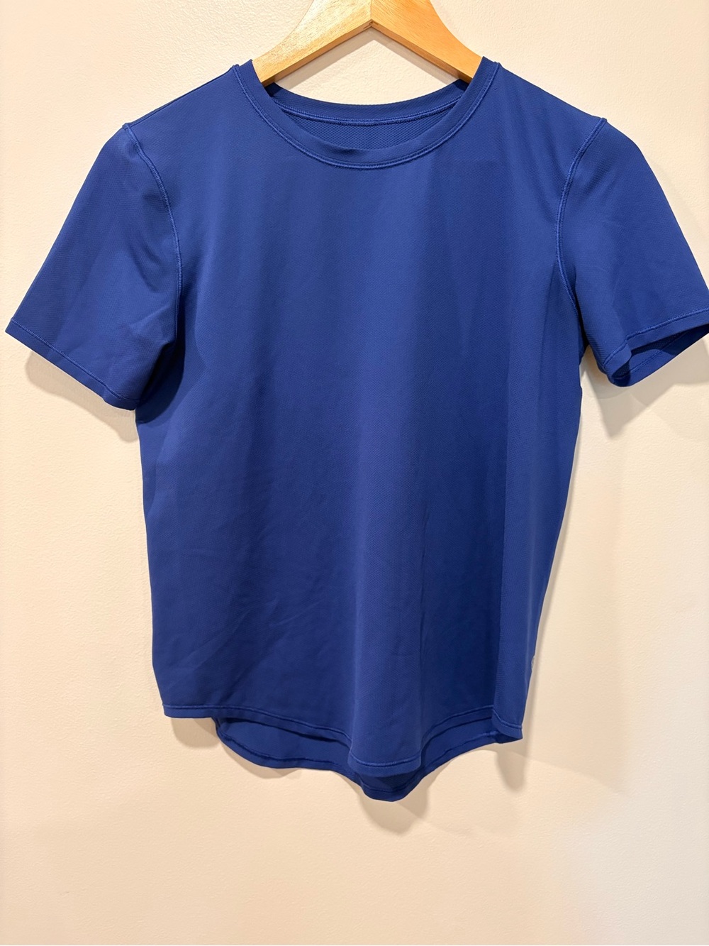 lululemon athletica Short Sleeve  Tee in Royal Blue